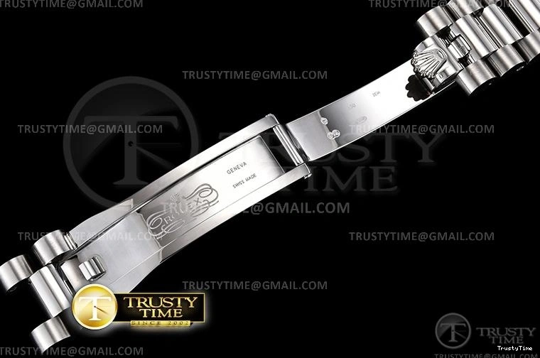 0313 RMDJ0252B – DJ Midsize 31mm Classic 821